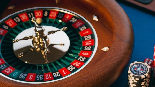 roulette-casino-chips